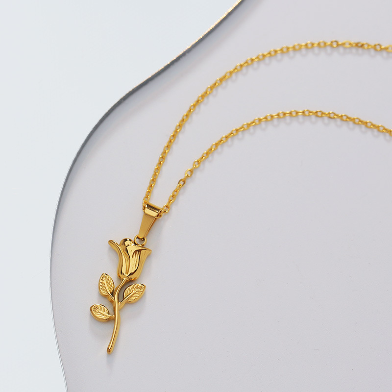 Collier pendentif rose en acie - Birth Flower Necklace avis et prix