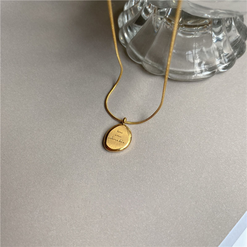 Collier avec lettres anglaises - Birth Flower Necklace avis et prix